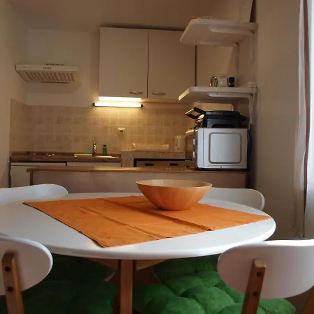 N43 Apartament *